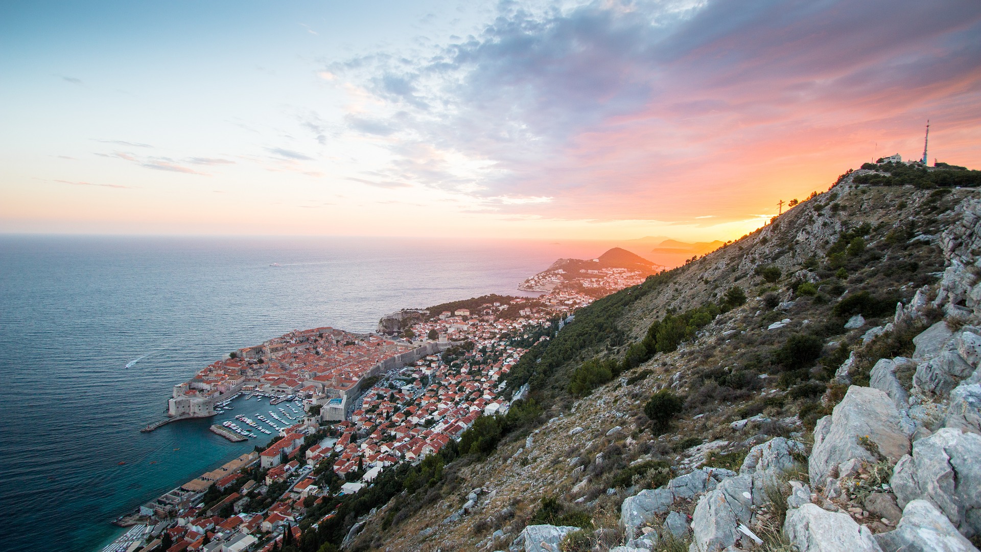 THE GREAT DUBROVNIK EARTHQUAKE
